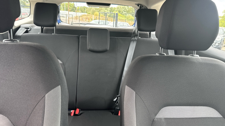 Dacia Duster 1.0 TCe 100 Essential 5dr Petrol Estate